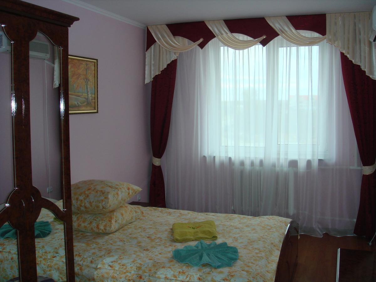Hotel - Restaurant "Lion'S Heart" Velyka Omelyana ภายนอก รูปภาพ