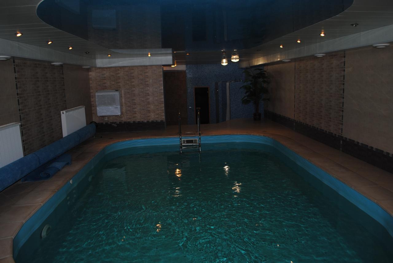 Hotel - Restaurant "Lion'S Heart" Velyka Omelyana ภายนอก รูปภาพ
