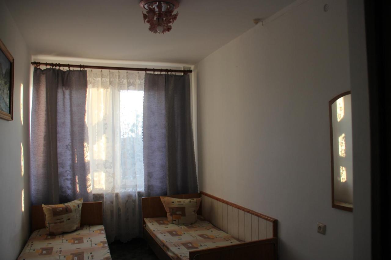 Hotel - Restaurant "Lion'S Heart" Velyka Omelyana ภายนอก รูปภาพ